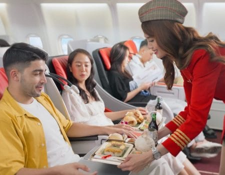 Bay Vietjet nhận ưu đãi giảm 50% hạng vé Business và SkyBoss