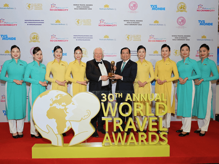 vietnam airlines nhan 4 giai thuong tu World Travel Awards nam 2023 1 1